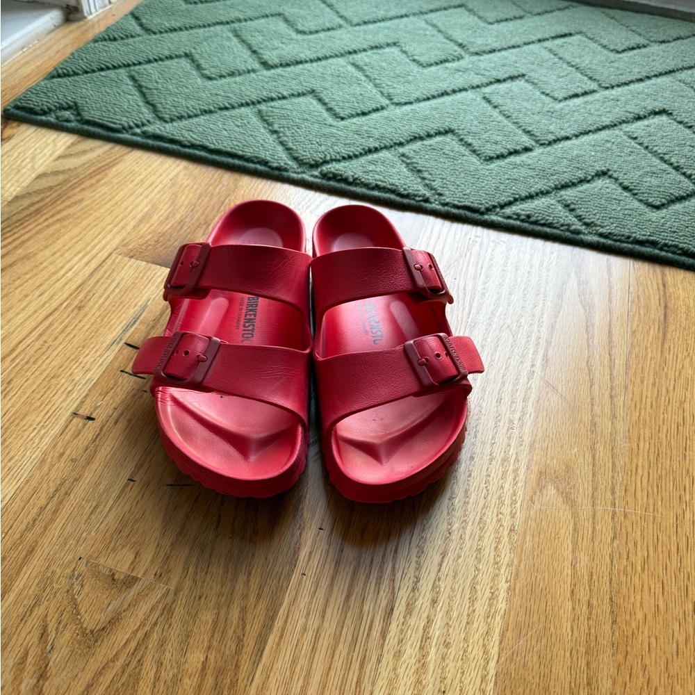 Arizona Essentials Active Red